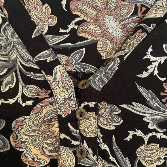 Lucky Brand boho Large floral high low 3/4 sleeve top - Picture 6 of 7
